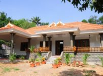 Kerala Traditional Home Design With Poomukham,Naalukettu