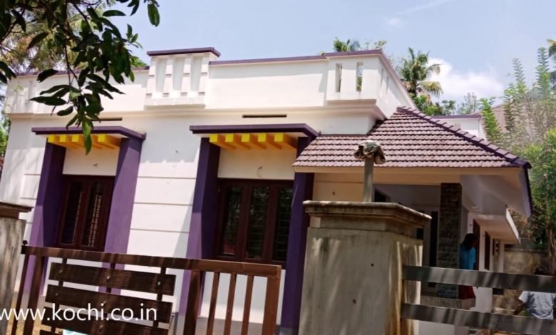 900 Sq Ft 2BHK Single Floor Low Budget House at 4 Cent Plot
