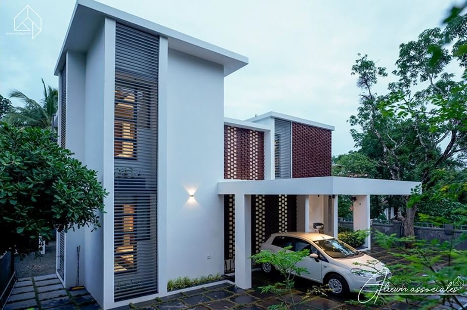 1800 Sq Ft 4BHK Contemporary Style Two-Storey House at 7 Cent Plot